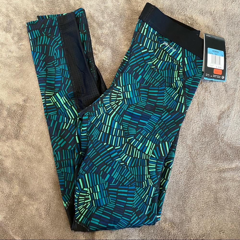 NWT Nike Pro Hypercool Dri Fit Leggings